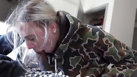 Amateur blonde with a sexy ass shows her desire to get fucked