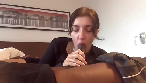 Horny guy fucks a big ass brunette with a tight pussy