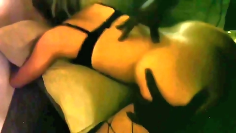 Brunette gets fucked in her pussy and ass in amateur clip