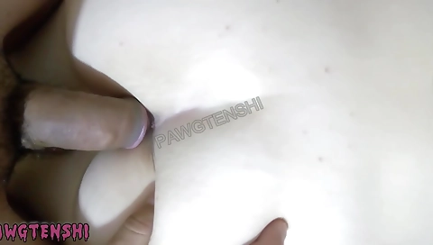 Big ass milf gets her pussy pounded hard on webcam