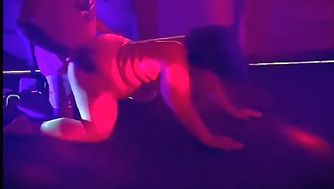 Black dude fucks a brunette with a thick ass and perfect booty