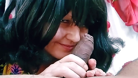 Brunette milf with a fat ass is giving a blowjob to her boyfriend