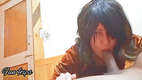 Indian teen with big ass takes big dick deep inside