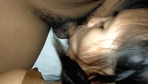 Amateur Asian teen gets fucked hard in the face in the amateur video