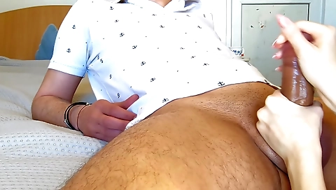 Amateur with a big natural dick gets her hairy pussy fucked