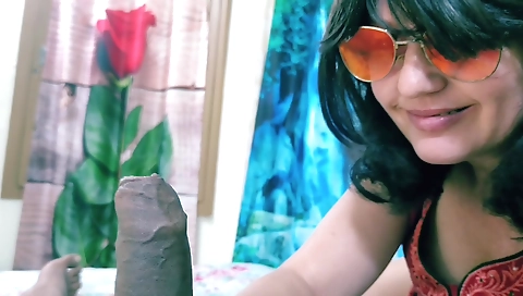 Shakir skem familiar of a sex with devou friends